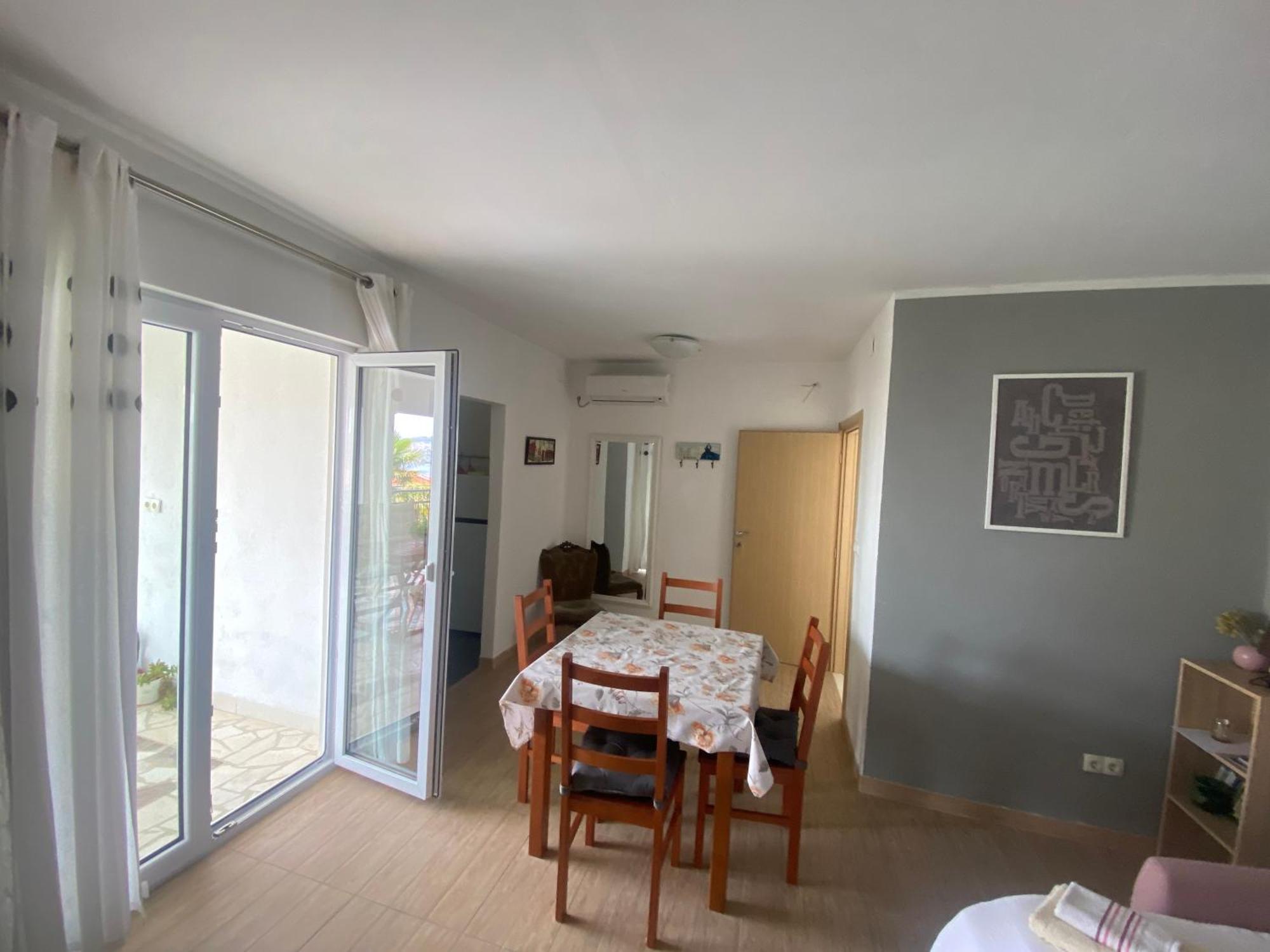 Merla Trogir Exteriér fotografie